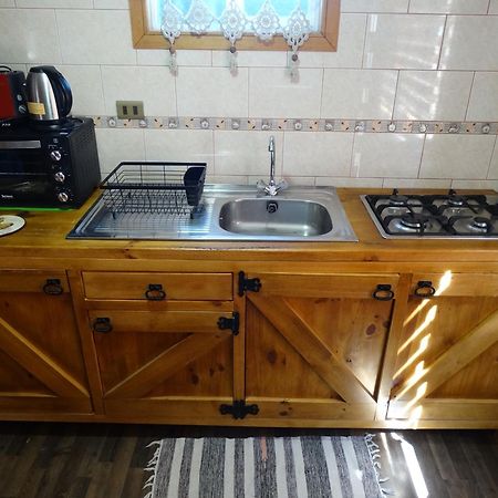 Hostal Lago Condor Puerto Natales Exterior photo